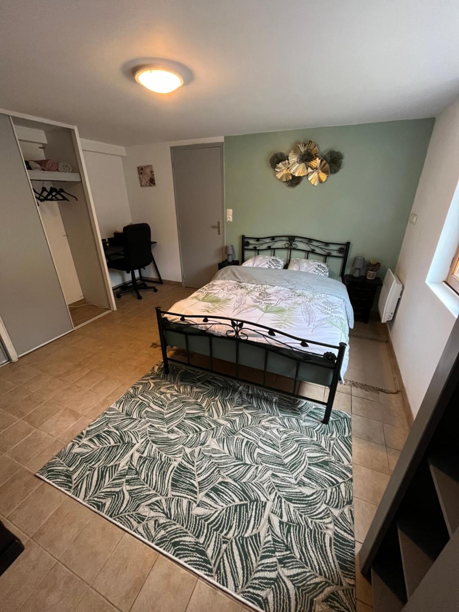Logement Paisible En Bord De Vienne Bonneuil-Matours Екстериор снимка