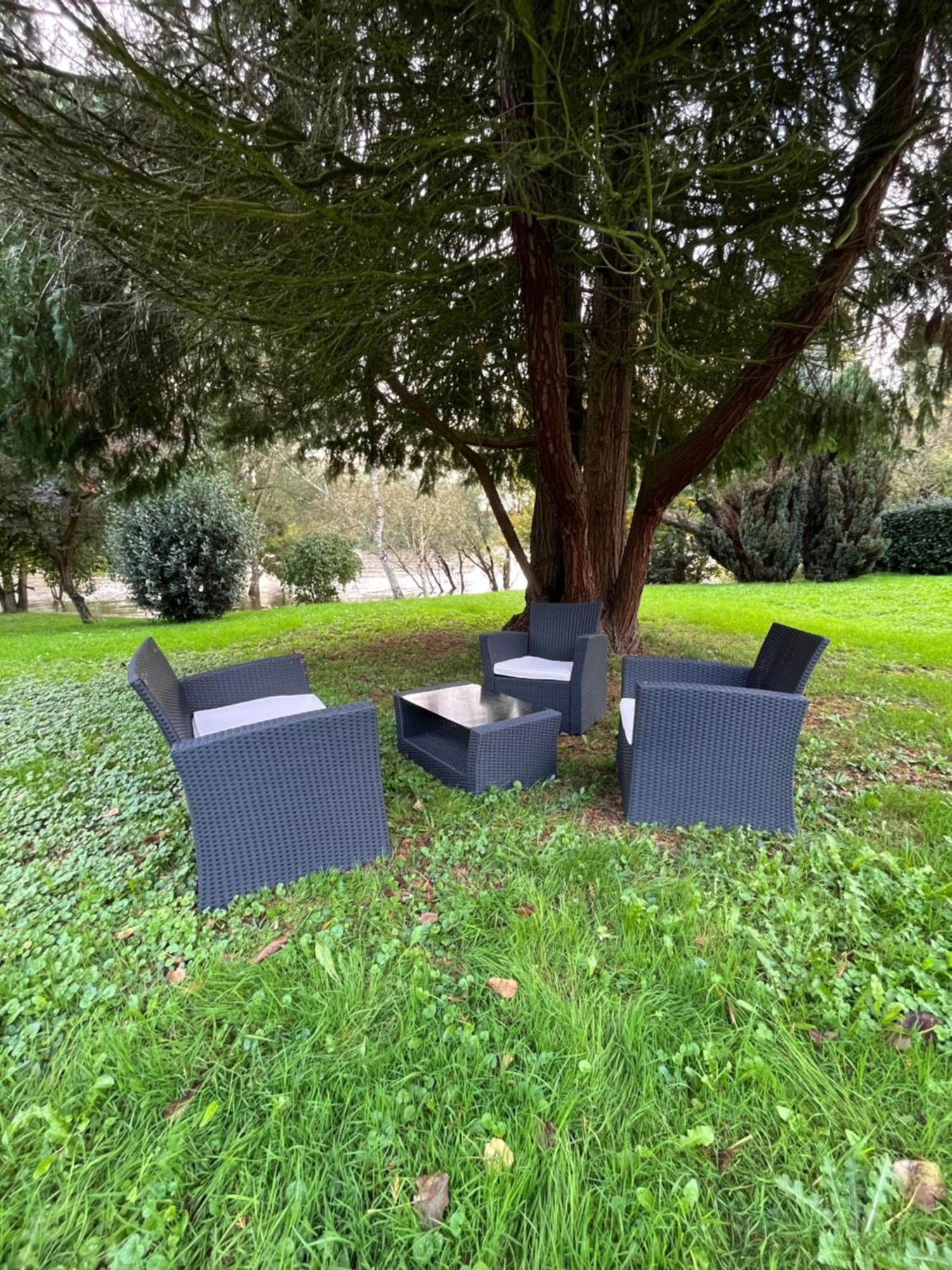Logement Paisible En Bord De Vienne Bonneuil-Matours Екстериор снимка
